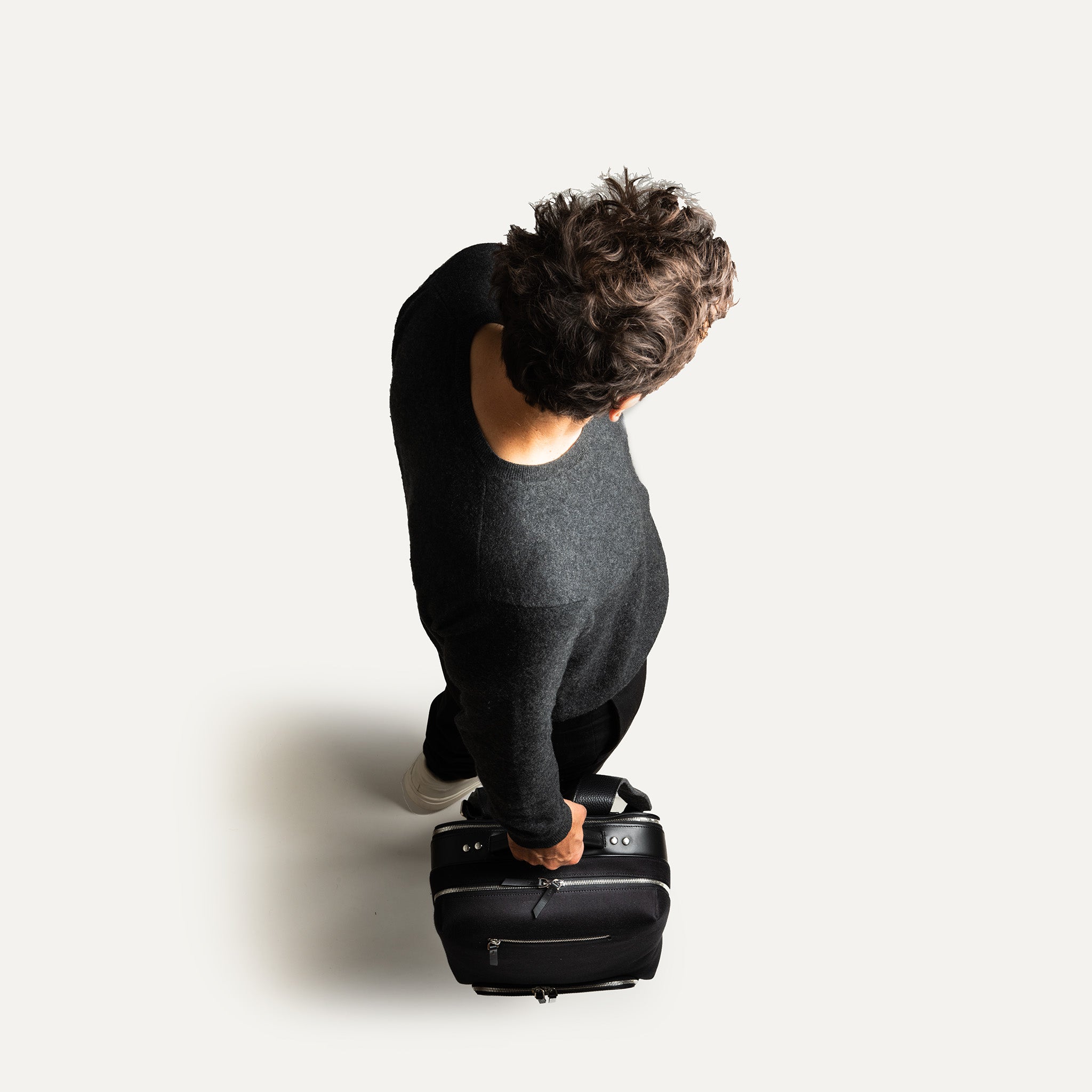 au dessus de ce sac à dos homme pour ordi portable est mis une poignée permettant une facilité de déplacement