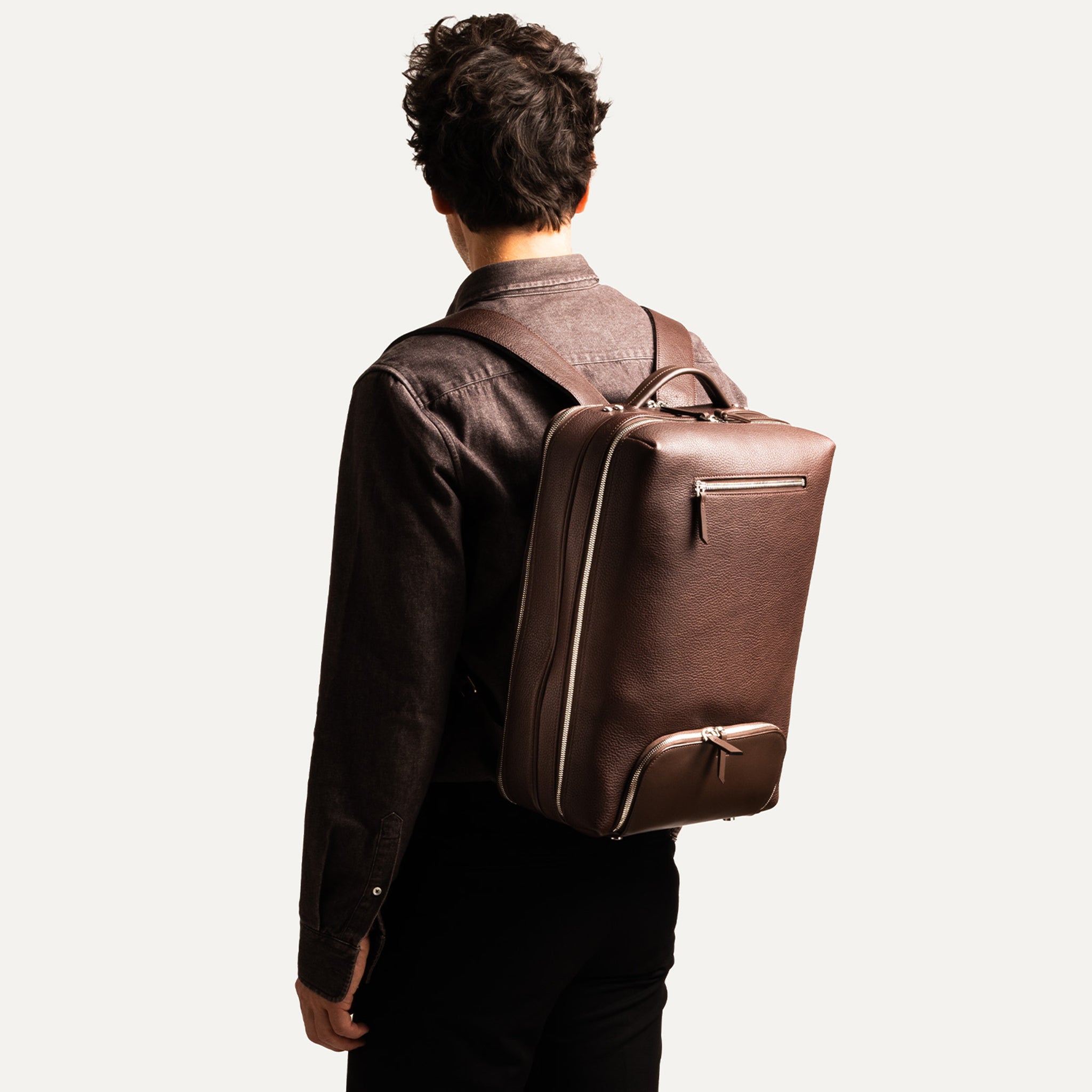 Sac fashion à dos homme cuir marron